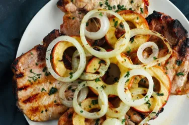 Grilled Pork Chops with Apples and Onion recipe for cooking on the grill grilled pork chops