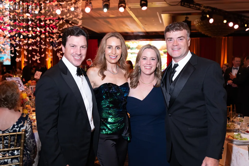 Jeff and Brooke Gunst Wellesley and Geoff Fraser by Daniel Ortiz copy