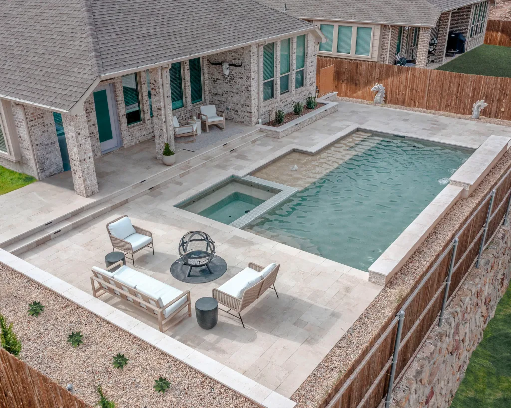 Locally Owned and Operated Canyon Oak Pools