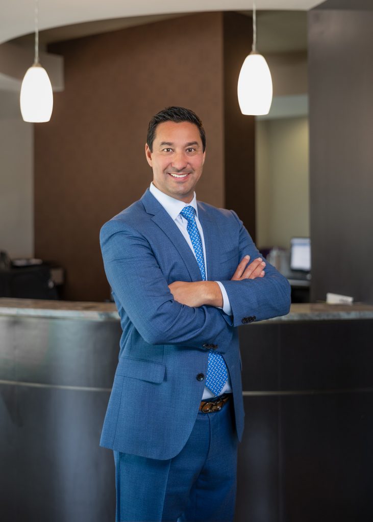 DISC Spine Institute Dr. Mark Valente