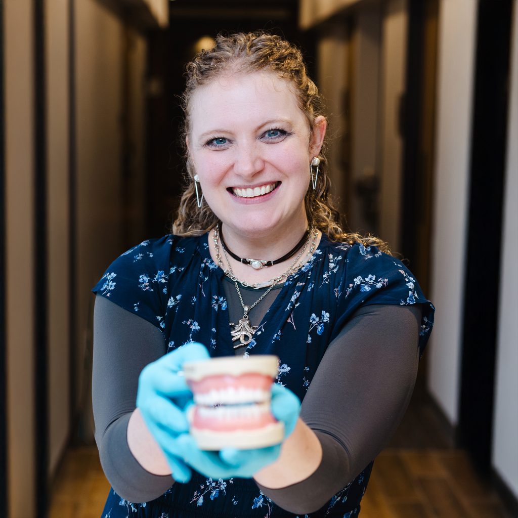 Growing Great Grins Leslie Blackburn, DDS