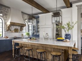 A Kitchen that Keeps Up Design Choices that Make Everyday Living Easier