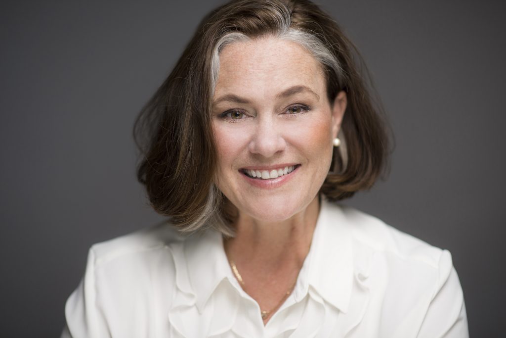 Paula Field, CPA, CFE - President Lucrum Legal Accounting