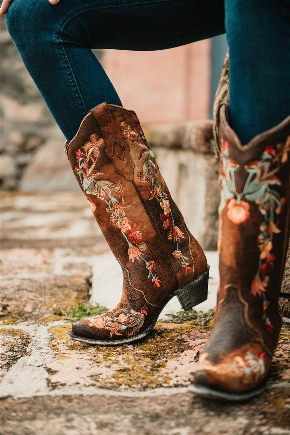 Floral cowboy shop boots