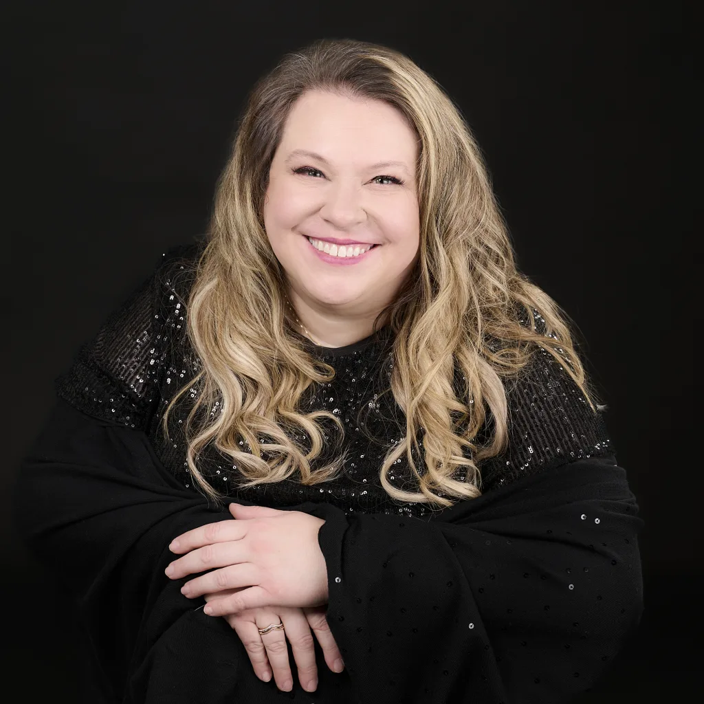 Dr Stacey Smith