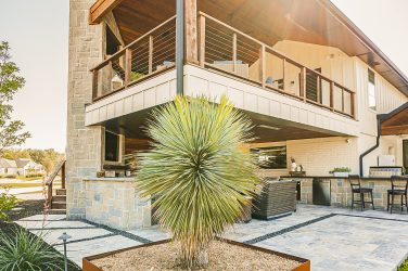 Complete Exterior Solutions