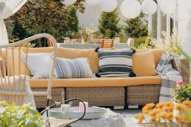 how to style an outdoor space, sunroom, patio, roofless room, porch